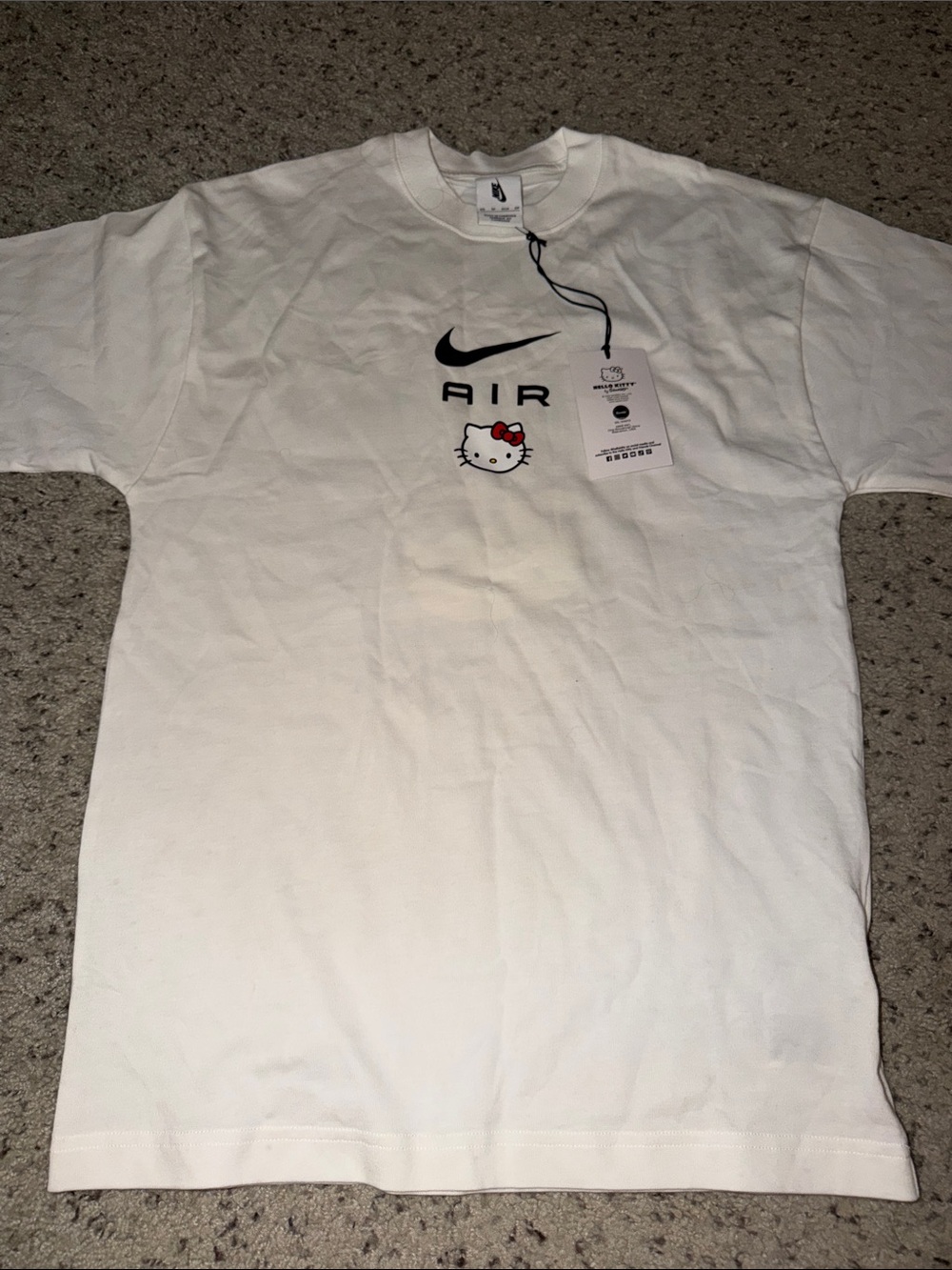 Nike Air x Hello Kitty White Graphic T-Shirt - Picture 2 of 4